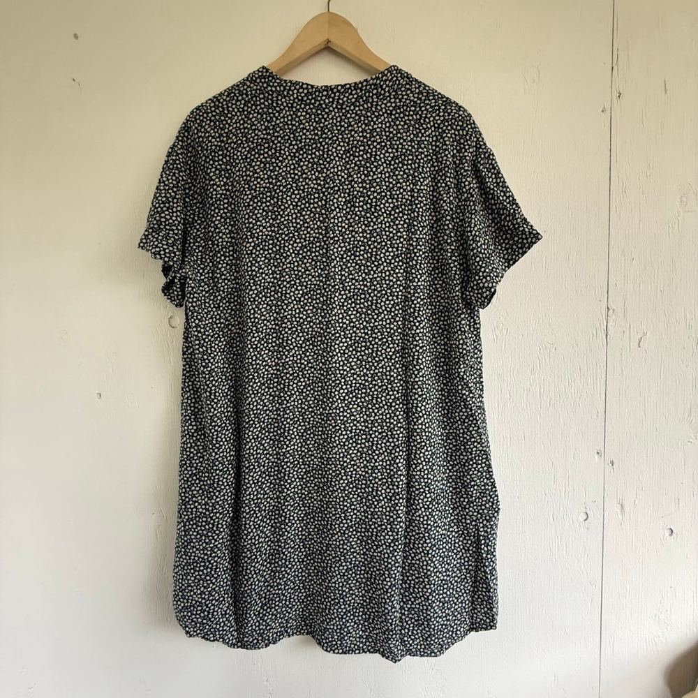 Women's H&M Black & White Floral Short Sleeve Dress Size 10 - Picture 3 of 6